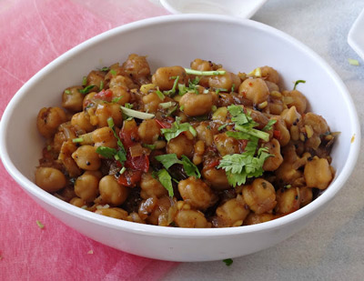 Curried Chickpeas - Chickplease